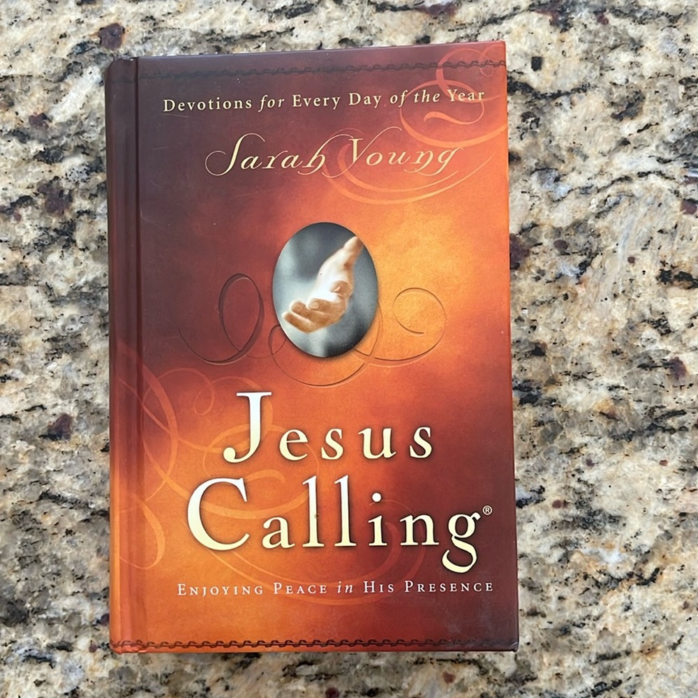 SARAH YOUNG "Jesus Calling" devotional hard back book. Great Gift!